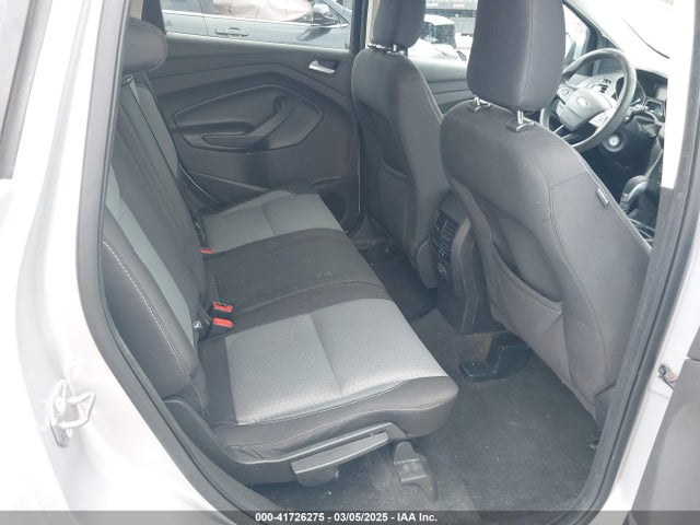 1FMCU0GDXJUC27678 Ford ESCAPE SE