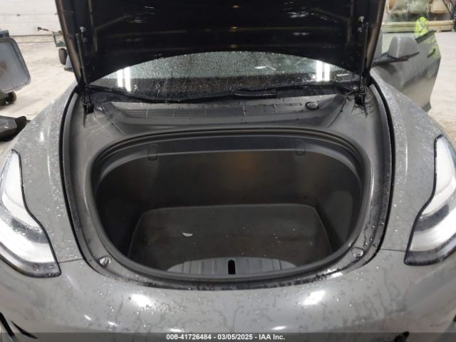 5YJ3E1EB8JF113566 Tesla Model 3 Long Range/performance