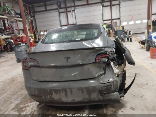5YJ3E1EB8JF113566 Tesla Model 3 Long Range/performance