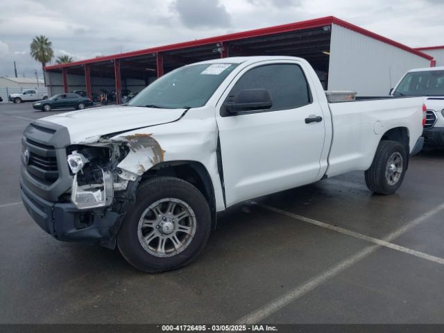 5TFNY5F12HX215765 Toyota Tundra Sr 5.7l V8