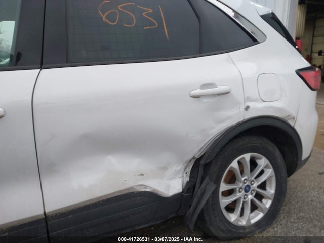 1FMCU9G67LUB80232 Ford ESCAPE SE