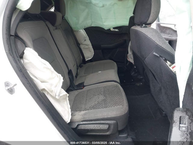 1FMCU9G67LUB80232 Ford ESCAPE SE