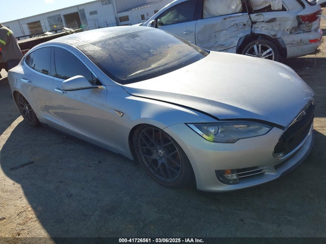 2013 TESLA MODEL S 5YJSA1CNXDFP05737 Photo 0
