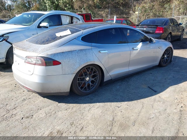 2013 TESLA MODEL S 5YJSA1CNXDFP05737 Photo 3