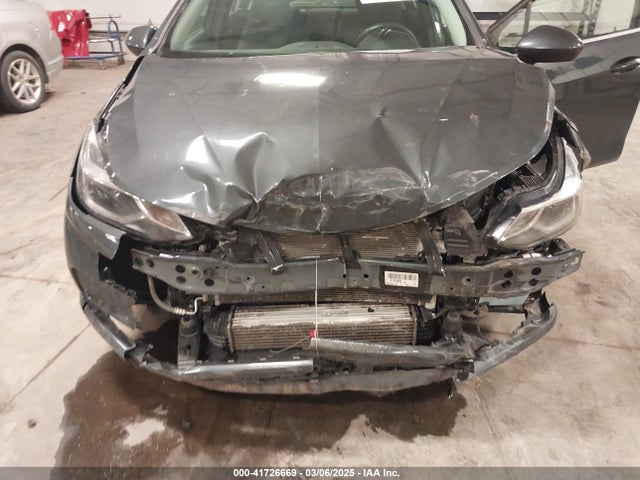 1G1BE5SM3H7120717 Chevrolet Cruze Lt Auto