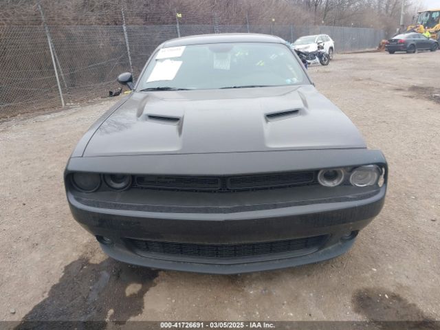 2C3CDZGG6PH663074 Dodge Challenger Sxt Awd