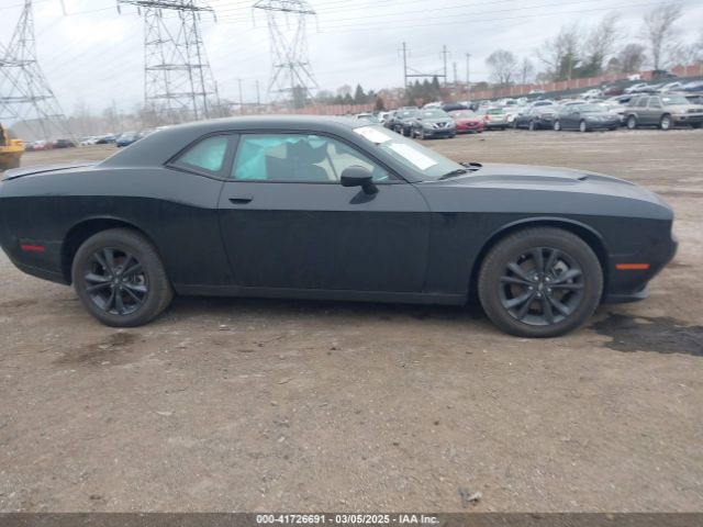 2C3CDZGG6PH663074 Dodge Challenger Sxt Awd