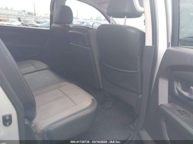 1N6BA1F33KN514599 Nissan Titan Xd S Diesel