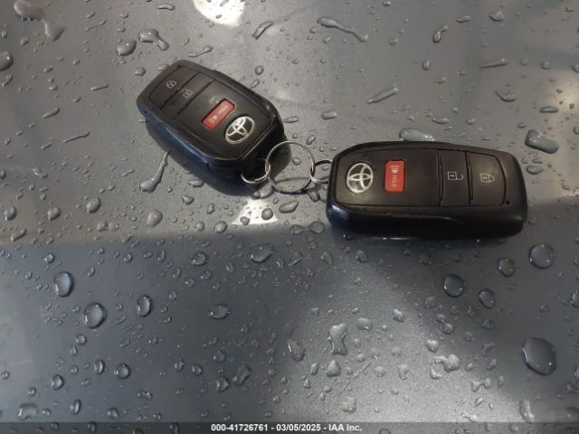 7MUCAABG5RV087551 Toyota Corolla Cross Le
