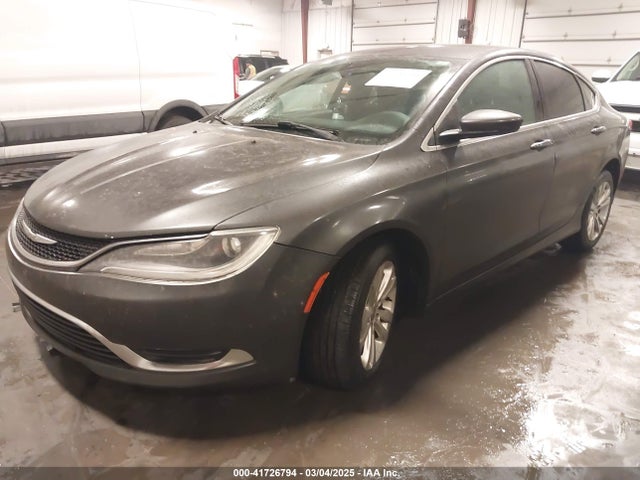Chrysler 200 Limited 2015 1C3CCCAB9FN536788 Image 2