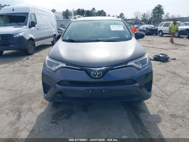 JTMZFREV6HJ110801 Toyota RAV4 LE