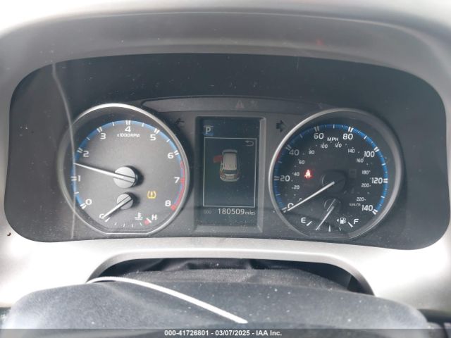 JTMZFREV6HJ110801 Toyota RAV4 LE