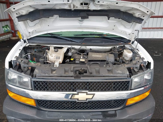 1GCWGAFG8J1905193 Chevrolet Express 2500 Work Van