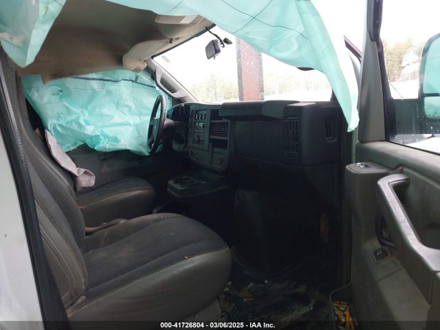 1GCWGAFG8J1905193 Chevrolet Express 2500 Work Van