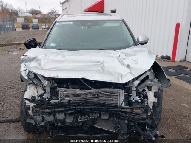 JN8BT3BB9RW421777 Nissan Rogue Sv Intelligent Awd