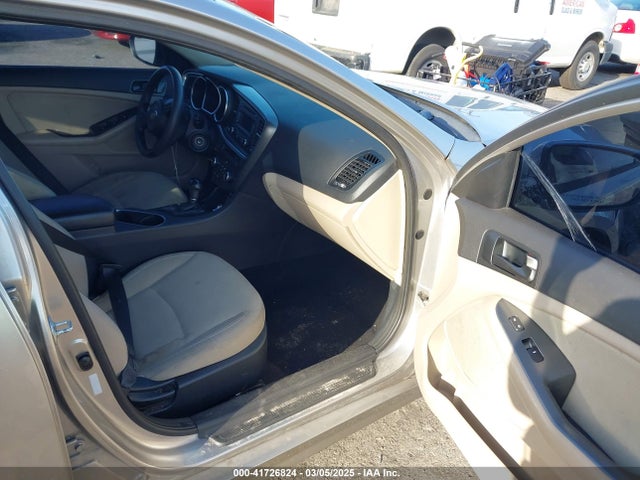 5XXGM4A74EG288407 KIA Optima Lx
