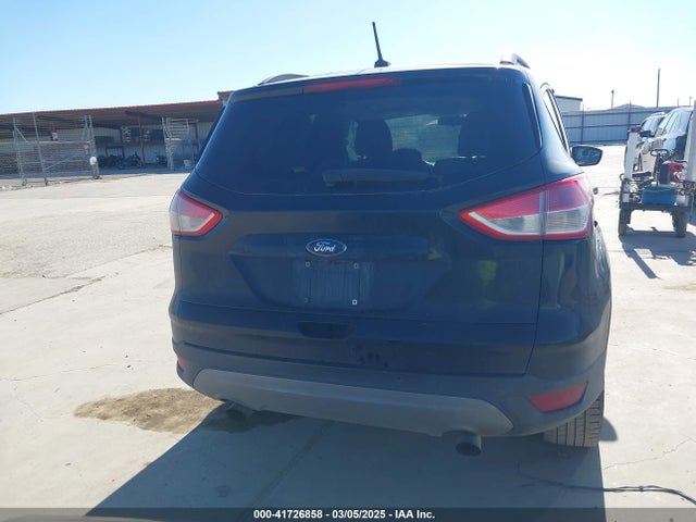 1FMCU0G99GUC19883 Ford ESCAPE SE