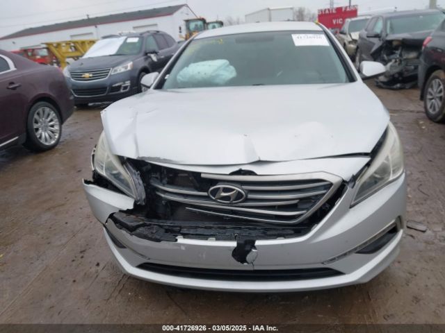5NPE24AF6FH165928 Hyundai SONATA SE