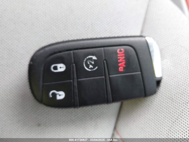 ZACCJBBT0GPD12739 Jeep Renegade Latitude