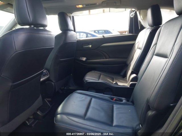 5TDKZRFH4HS512630 Toyota Highlander Xle