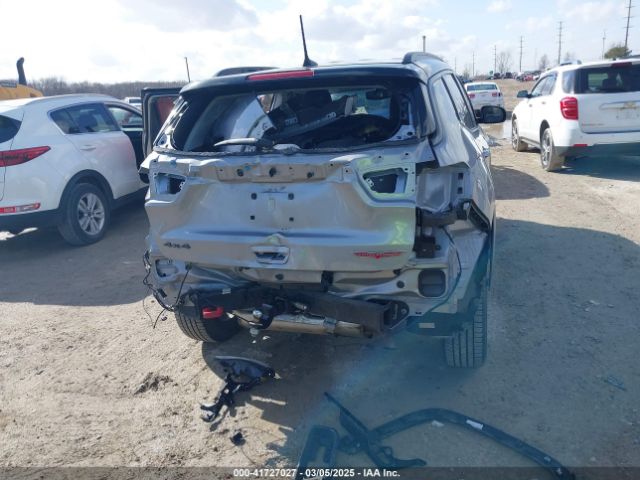 3C4NJDDB6JT501744 Jeep Compass Trailhawk 4x4