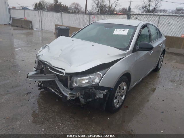1G1PA5SH3E7138313 Chevrolet Cruze Ls Auto