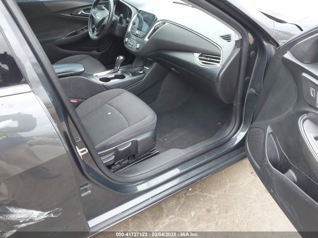 1G1ZE5ST5HF252843 Chevrolet MALIBU 1LT