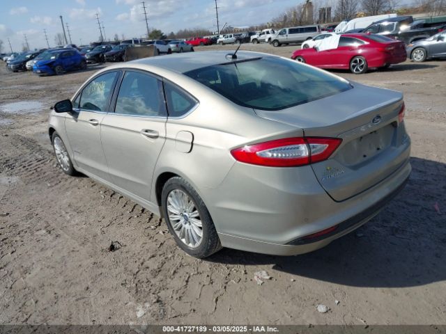 3FA6P0LU8FR266272 Ford Fusion Hybrid Se