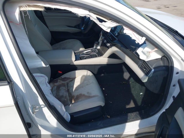 1HGCV1F13KA159937 Honda ACCORD LX