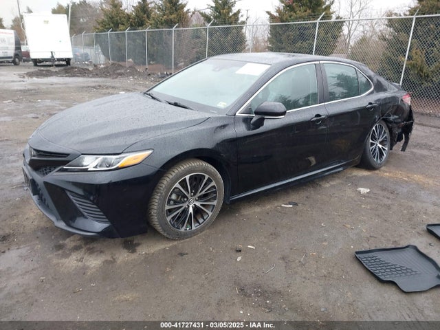4T1B11HK1JU143854 Toyota CAMRY SE