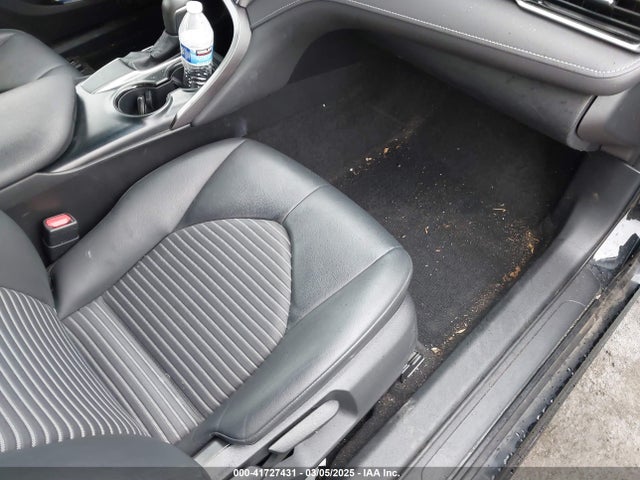 4T1B11HK1JU143854 Toyota CAMRY SE