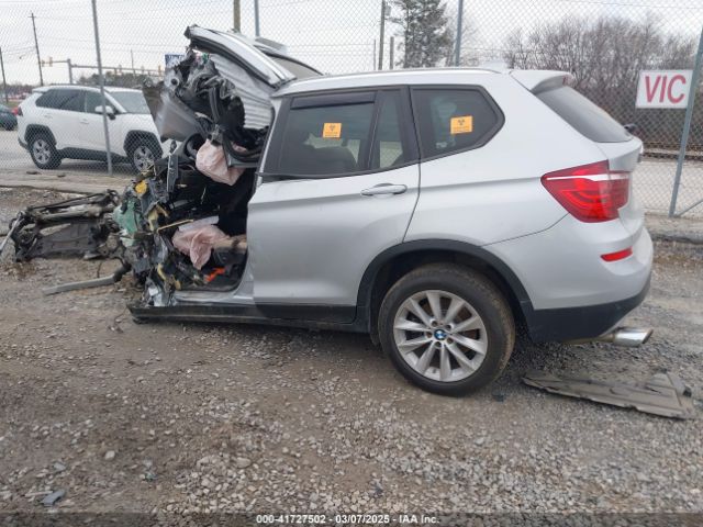 2016 BMW X3 5UXWX9C57G0D65711 Photo 2
