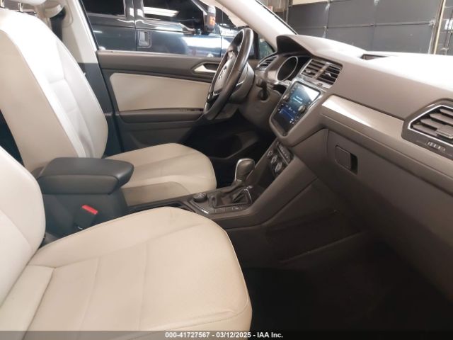 2019 VOLKSWAGEN TIGUAN 3VV2B7AX3KM015293 Photo 4