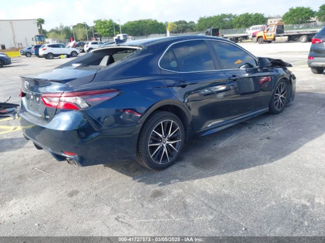 2021 TOYOTA CAMRY 4T1G11AK2MU616519 Photo 3