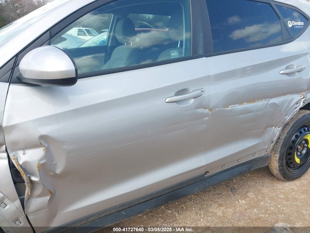 KM8J23A46LU183706 Hyundai TUCSON SE