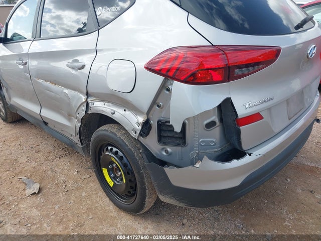 KM8J23A46LU183706 Hyundai TUCSON SE