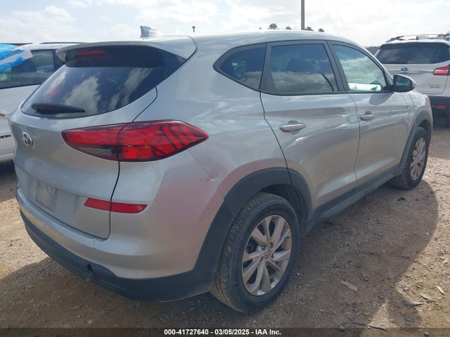 KM8J23A46LU183706 Hyundai TUCSON SE