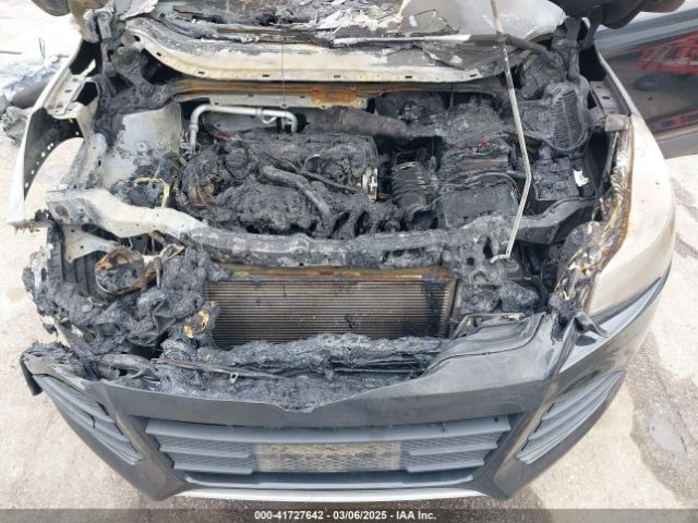 1FMCU0GXXEUA88622 Ford ESCAPE SE