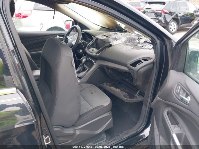1FMCU0GXXEUA88622 Ford ESCAPE SE