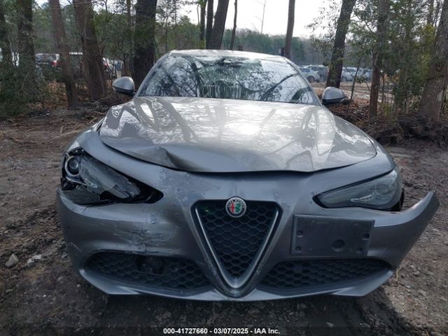 ZARFAEEN2H7557283 Alfa Romeo Giulia Ti Awd