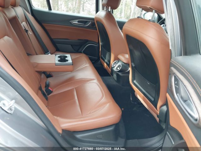 ZARFAEEN2H7557283 Alfa Romeo Giulia Ti Awd