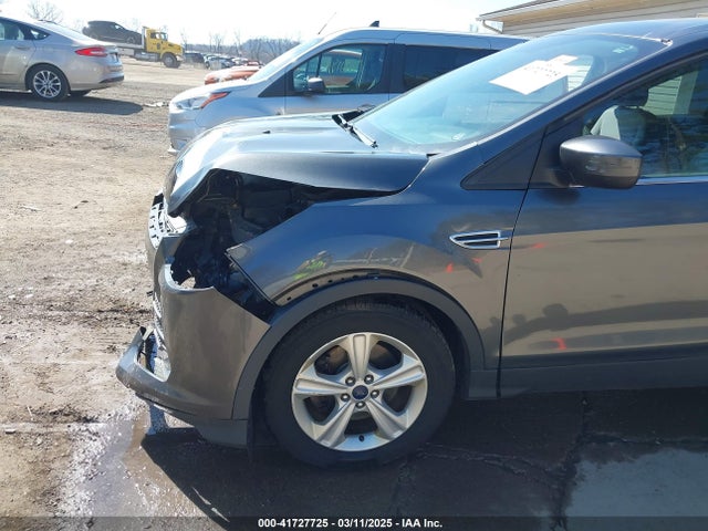 1FMCU9GXXFUB01598 Ford ESCAPE SE