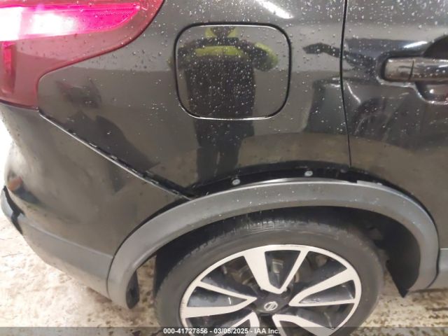 JN1BJ1CR5KW620321 Nissan Rogue Sport Sl