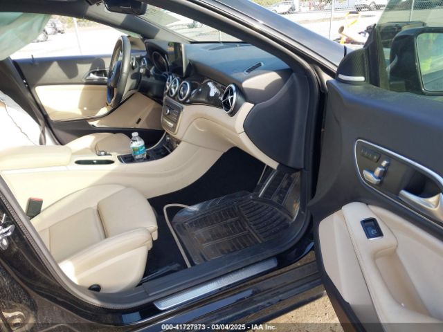 WDDSJ4EB0KN735810 Mercedes-Benz CLA 250