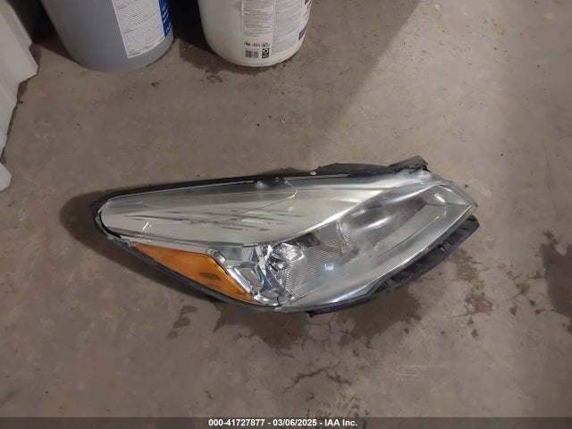 1FMCU0GXXFUC86876 Ford ESCAPE SE