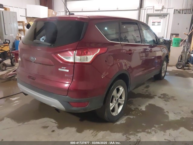 1FMCU0GXXFUC86876 Ford ESCAPE SE