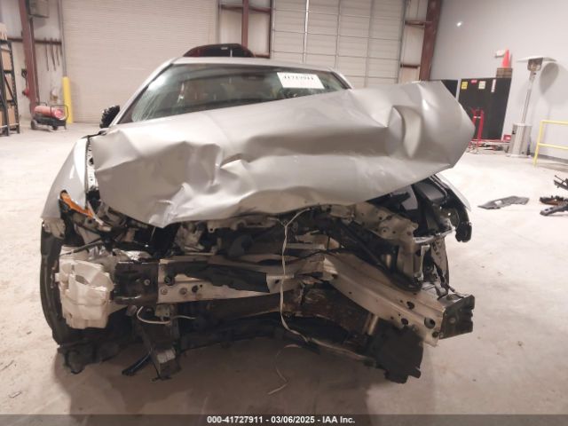 4T1C11AK1MU492046 Toyota CAMRY LE