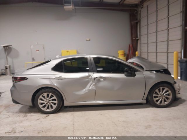 4T1C11AK1MU492046 Toyota CAMRY LE