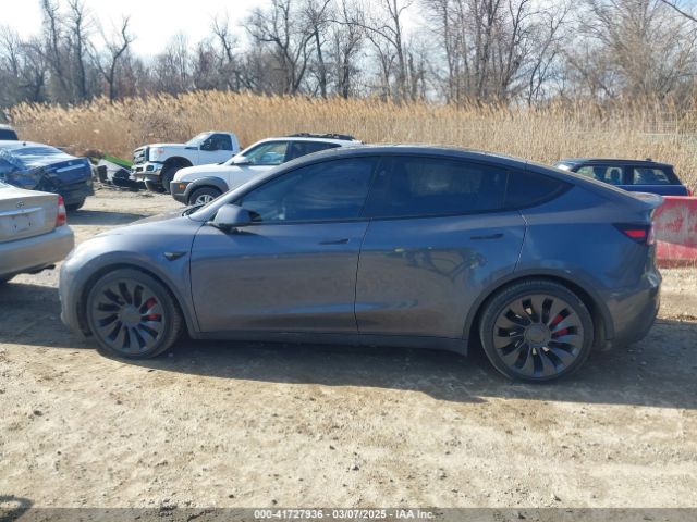 7SAYGDEF4PF808515 Tesla Model Y Performance Dual Motor All-wheel Drive