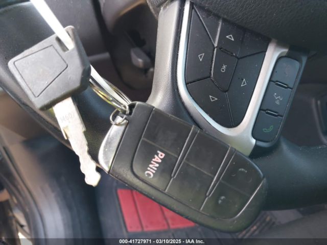 ZACCJABB7JPH15240 Jeep Renegade Latitude Fwd
